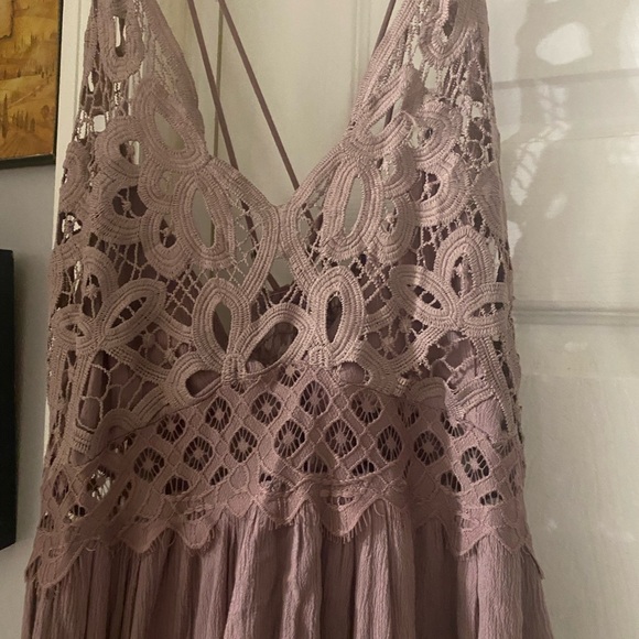 FREE PEOPLE Lace Trim Mauve Dress - Picture 2 of 3